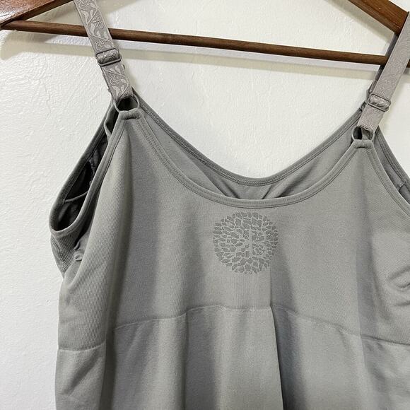 Kindred Bravely Maternity & Nursing Tank Top Size XXL Grey Built in Bra Comfy - Picture 4 of 7
